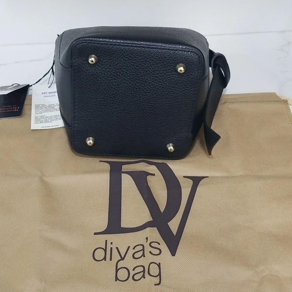 NWT! 🇮🇹 DV Diva’s bucket/Crossbody bag genuine leather - Picture 6 of 10